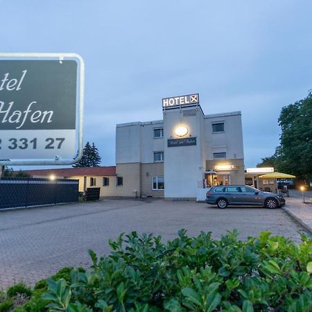 Hotel am Hafen Braunschweig Exterior foto